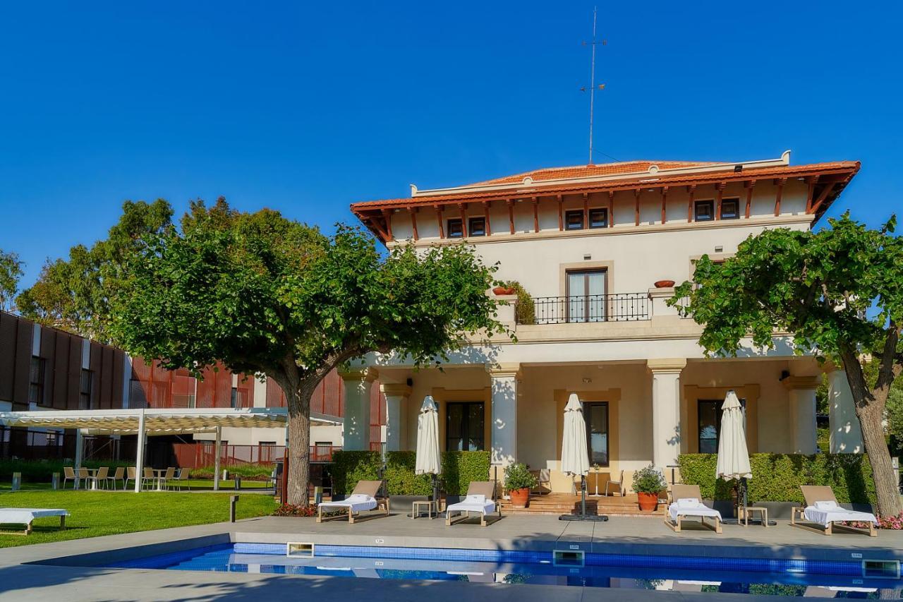 Hotel Arrey Alella Bagian luar foto