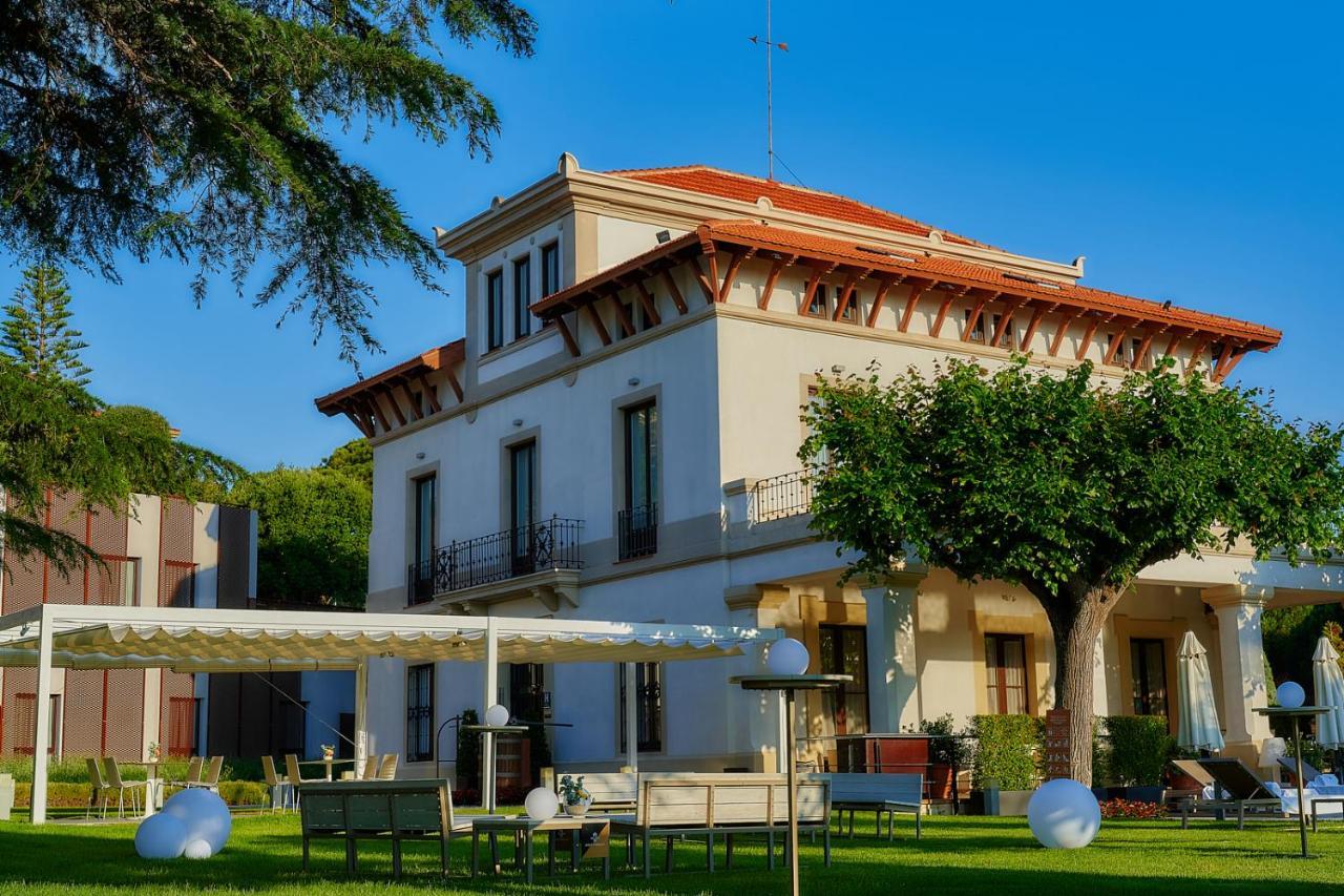 Hotel Arrey Alella Bagian luar foto
