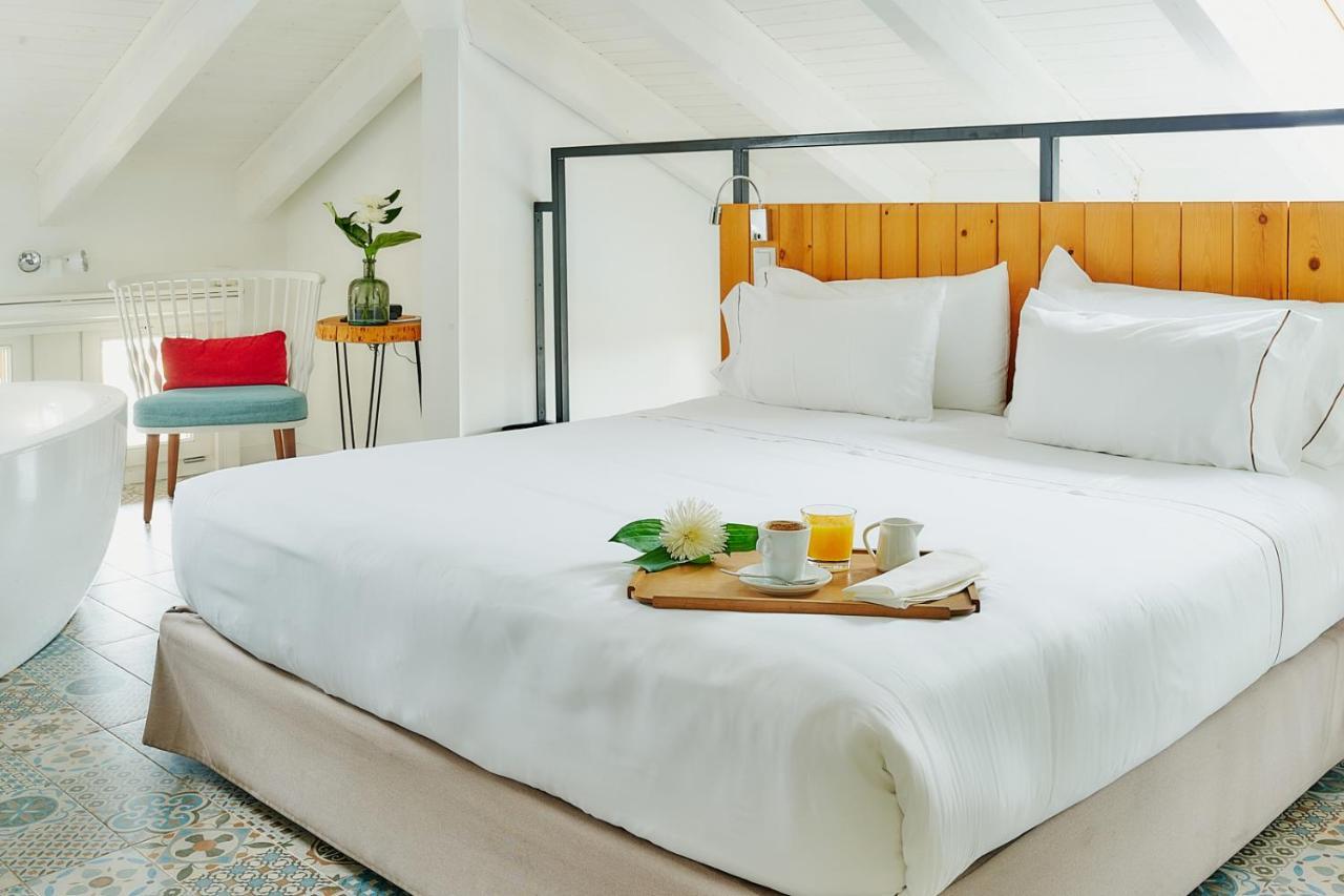 Hotel Arrey Alella Bagian luar foto