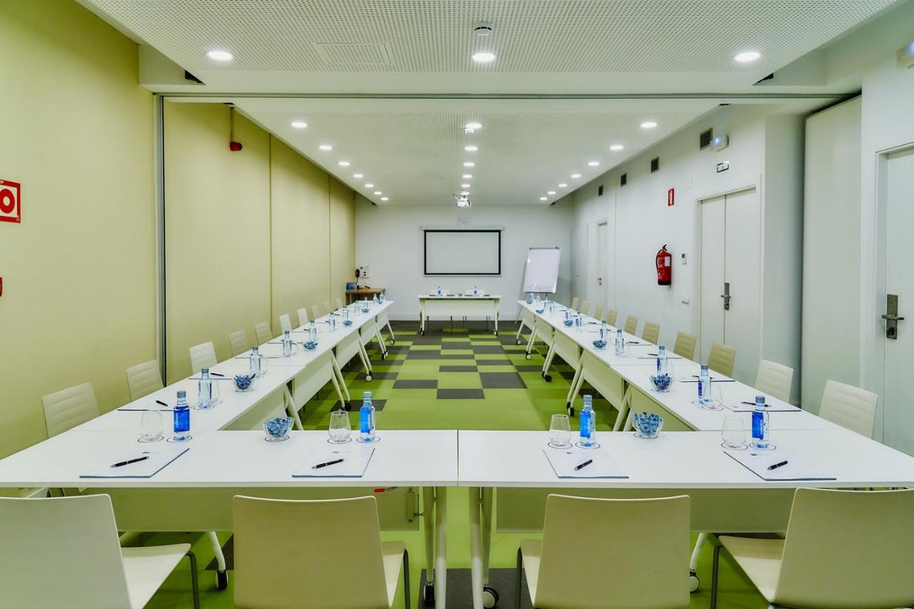Hotel Arrey Alella Bagian luar foto