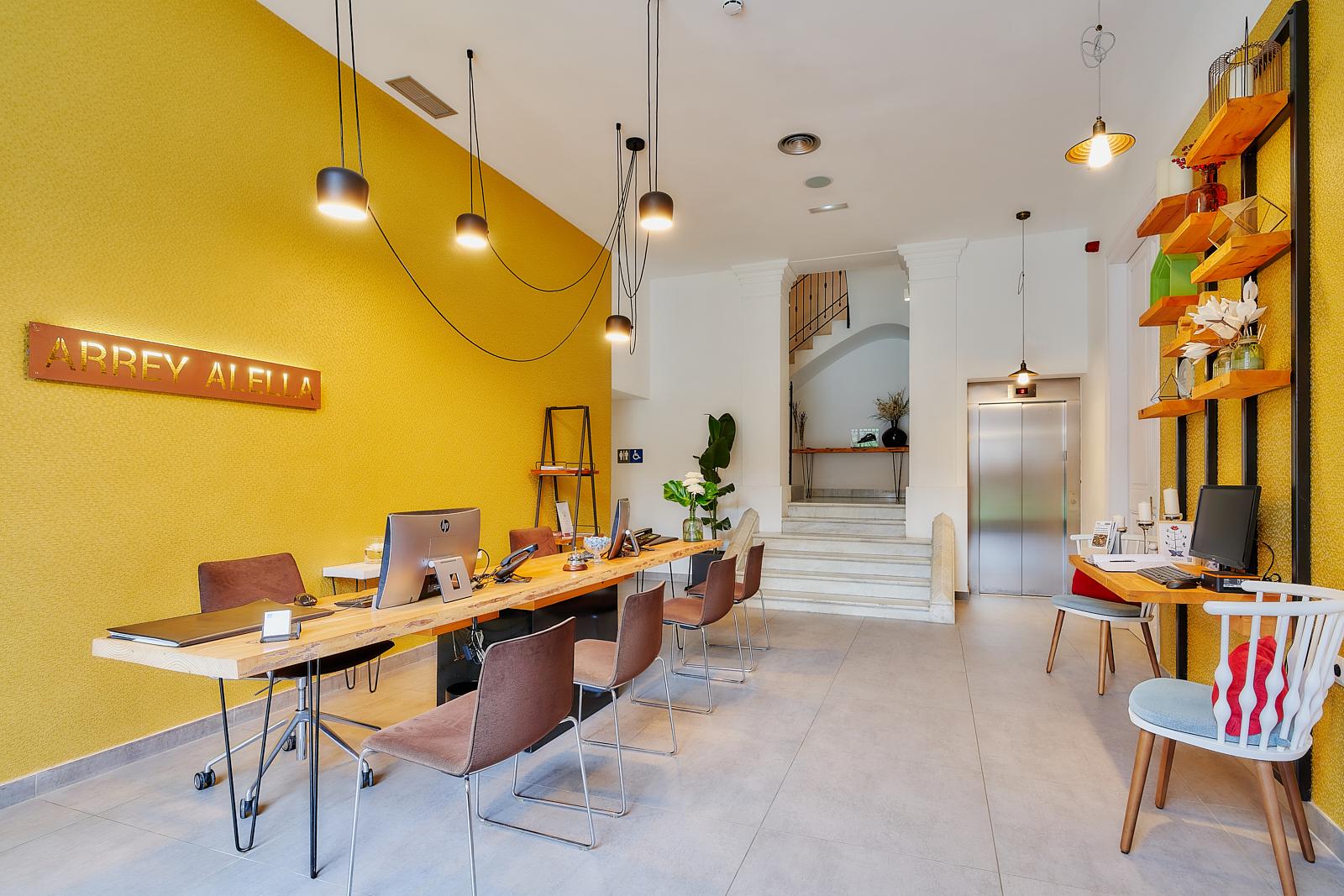 Hotel Arrey Alella Bagian luar foto