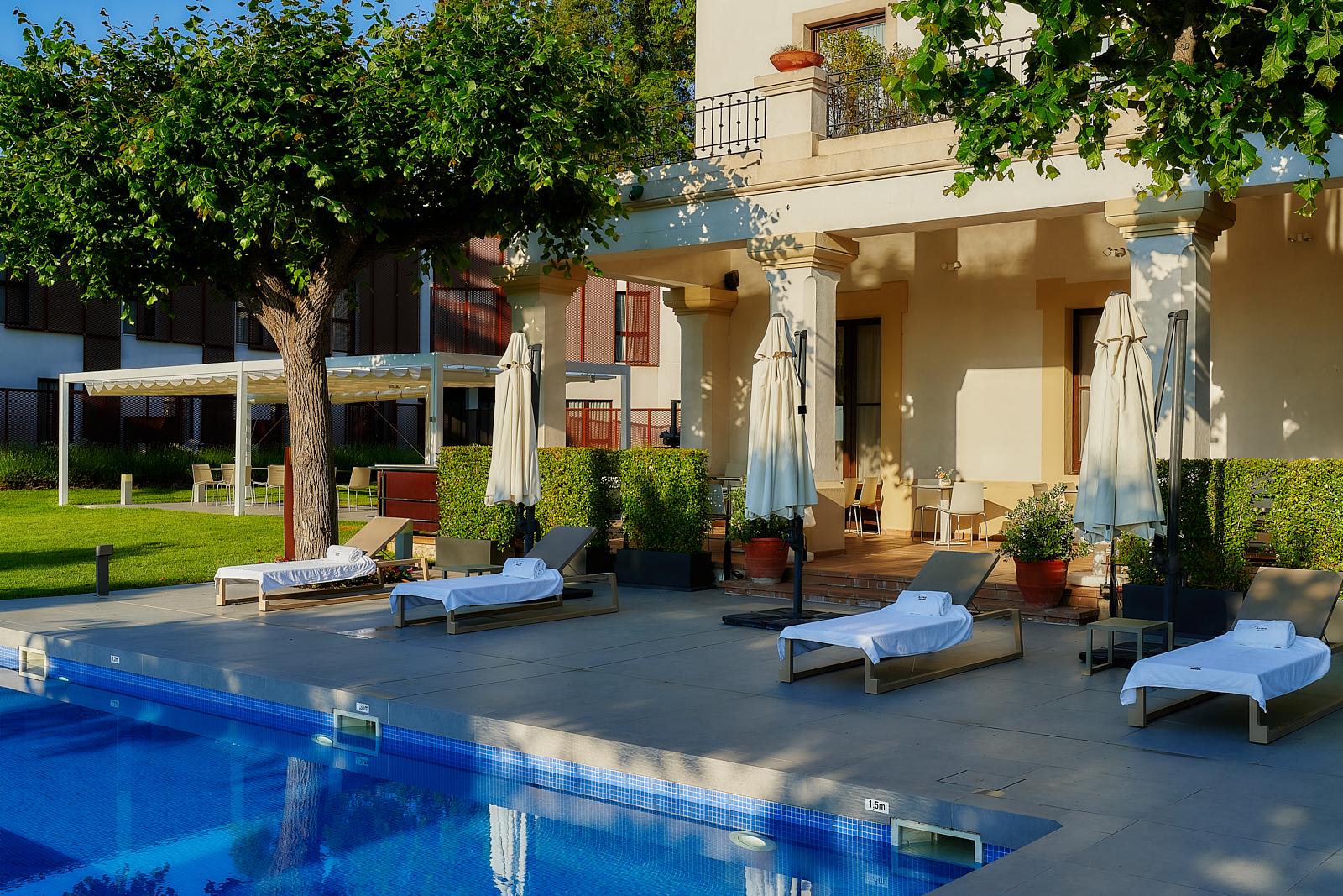 Hotel Arrey Alella Bagian luar foto